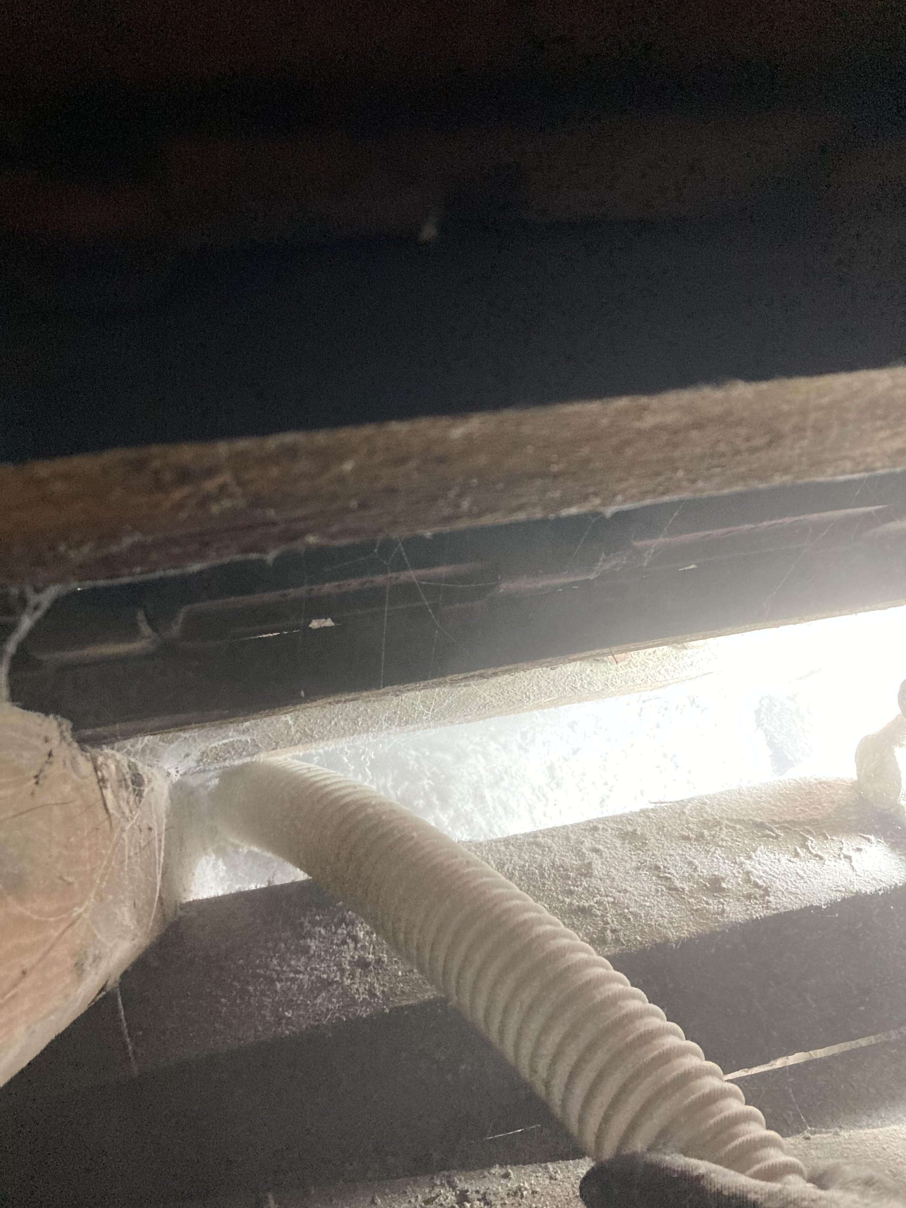 Aplikace foukané izolace - Tábor - autoservis
             
          Aplikace foukané izolace - Tábor - autoservis